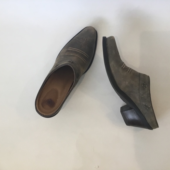 ARIAT Desert Star Brown Distressed Leather Western Mules, Women’s Size 7B - Picture 15 of 15